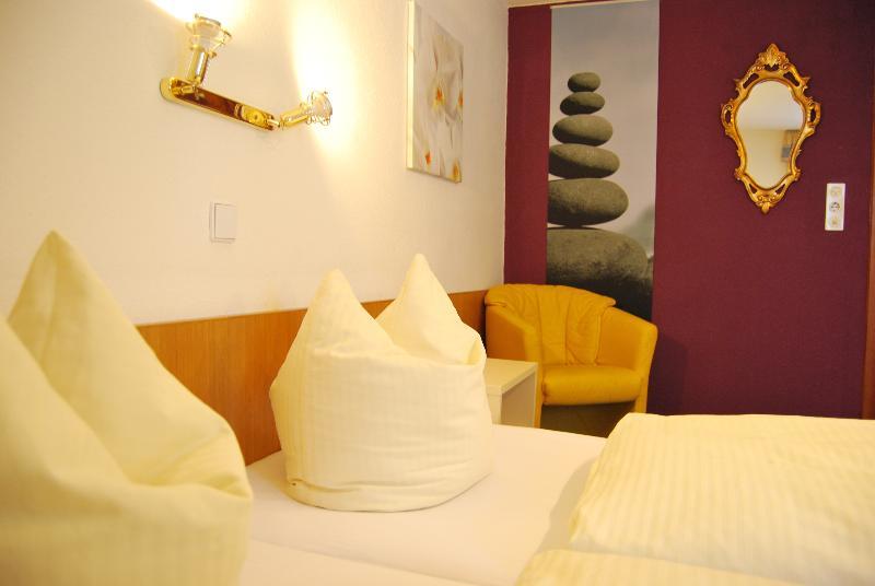Hotel Pension Kirchplatz St Anton am Arlberg Eksteriør billede